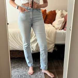 Abercrombie Curve Love 90s Slim Straight Ultra High Rise Jeans Long